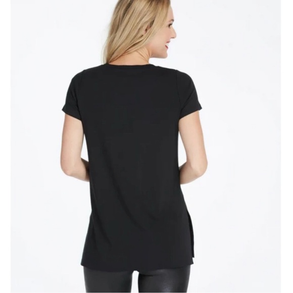 NEW Spanx Perfect Length Short Sleeve Tee in Black. 50169R. Small - Picture 2 of 10